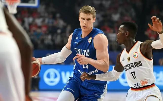 当曼城和阿 当曼城和阿