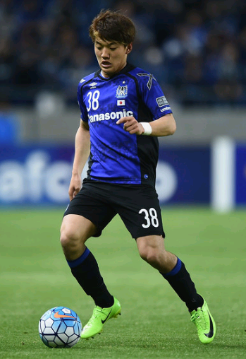 球桌旁自发 球桌旁自发